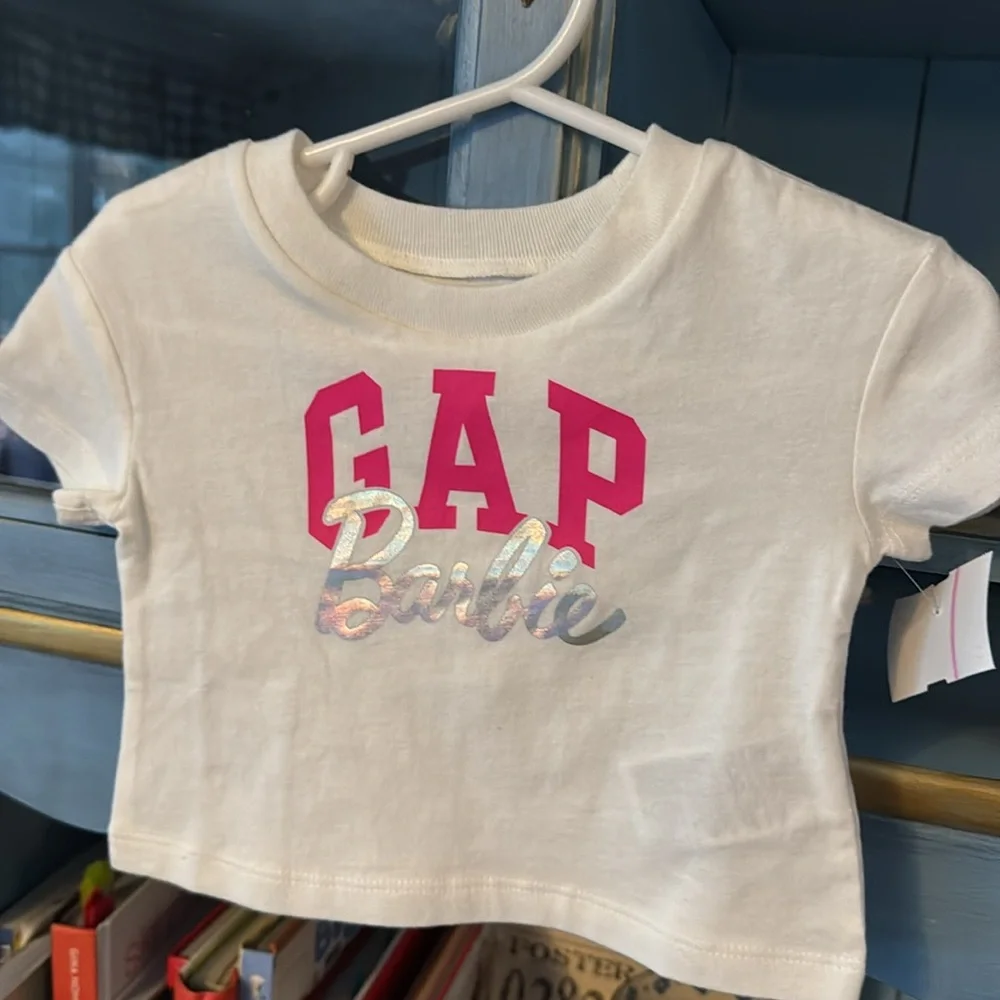 Baby Gap Barbie Pink tshirt white